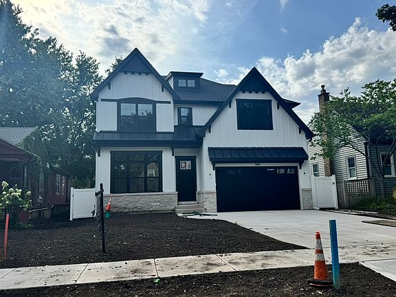 3rd image of 964 S Hillside Ave