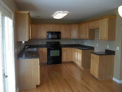 1st image of 303 Bowie Ct
