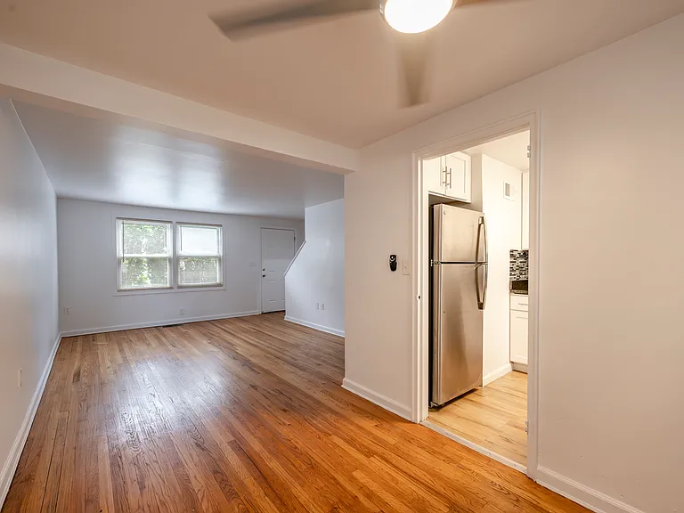 West Gate Townhomes — Photo 20
