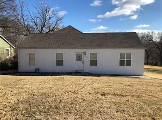 5123 Rinker Rd, Kansas City, MO 64129