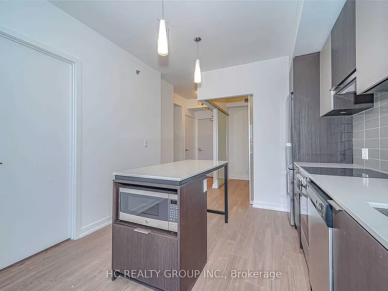 203 College St #1505 — Photo 9