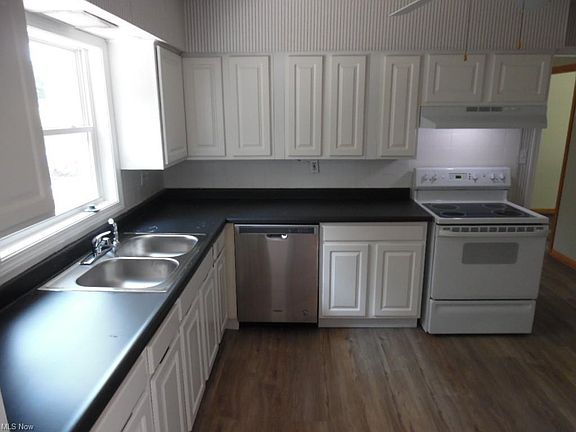 5th image of 1097 Colegate Dr