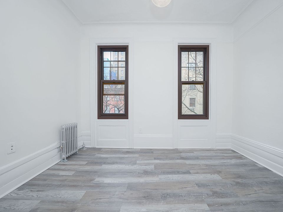 1st image of 128 W 13th St APT 20