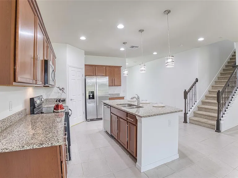 5270 Brydon Woods Cir — Photo 4