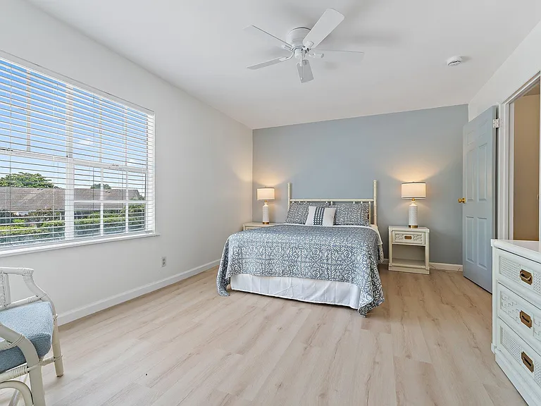 11830 Brier Patch Ct — Photo 17