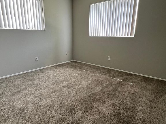 4th image of 240 E Madison Ave APT 8
