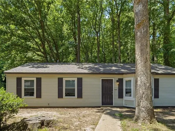 249 Batson Dr, Newport News, VA 23602