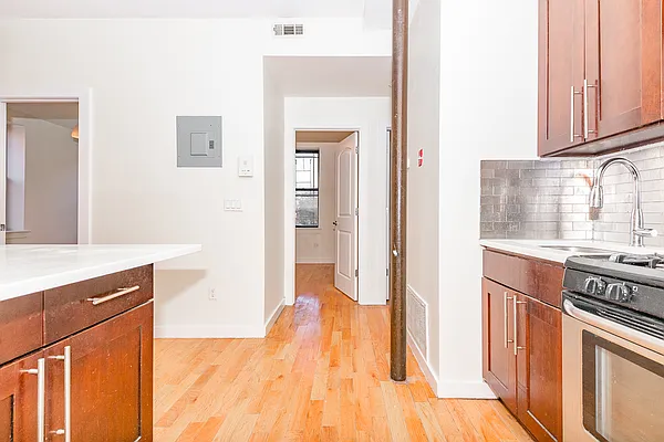 Rented by RENTBK LLC | media 3