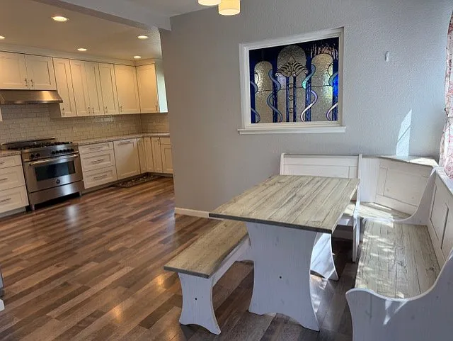 279 Wilson Dr — Photo 4