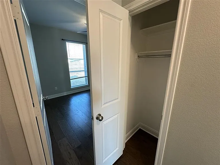 11948 Gillian Ct — Photo 31
