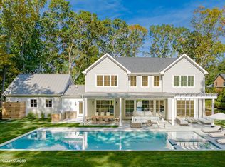 15 Sag Harbor Ct, Sag Harbor, NY 11963