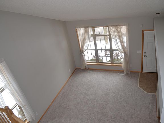 3rd image of 9630 Belmont Ln