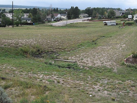 3rd image of 440 West Kiowa Ave