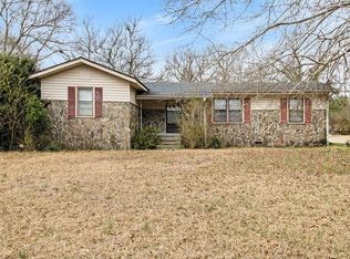 972 Greer Rd, Griffin, GA 30223