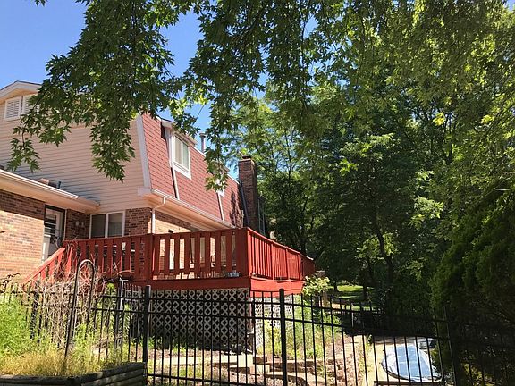 2nd image of 1524 Woodroyal East Dr