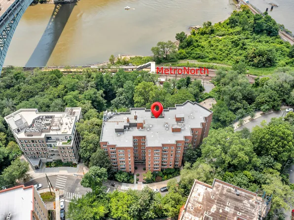 2465 Palisade Avenue image 26 of 27