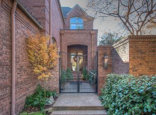 4926 Westbriar Dr, Fort Worth, TX 76109