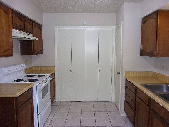 5th image of 19710 Bolton Bridge Ln
