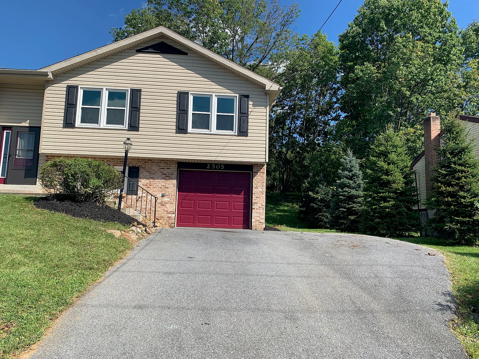 2505 Hampden Blvd photo 1