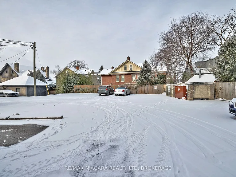 14 Norris Pl #404 — Photo 26