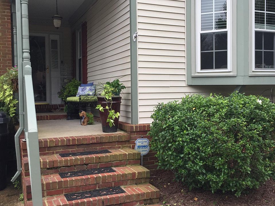 1st image of 678 Lord Dunmore Dr