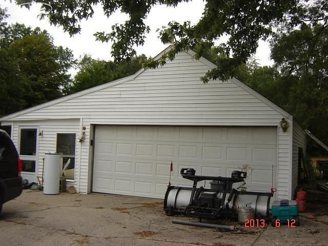 2nd image of 2434 W Frances Rd