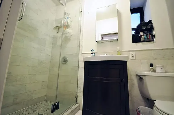 Rented by REAL New York | media 11