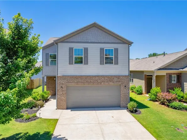 270 Thimbleberry Dr, Dawsonville, GA 30534