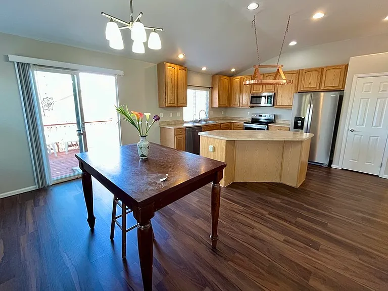 23687 E Bellewood Dr — Photo 9