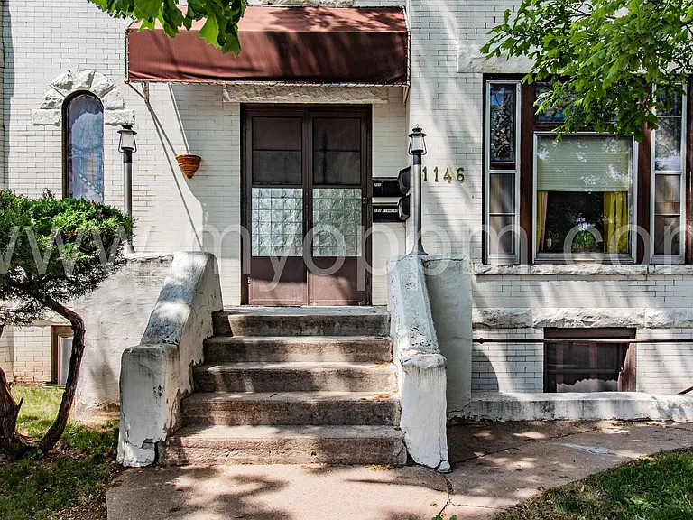 1146 S 32nd St — Photo 3