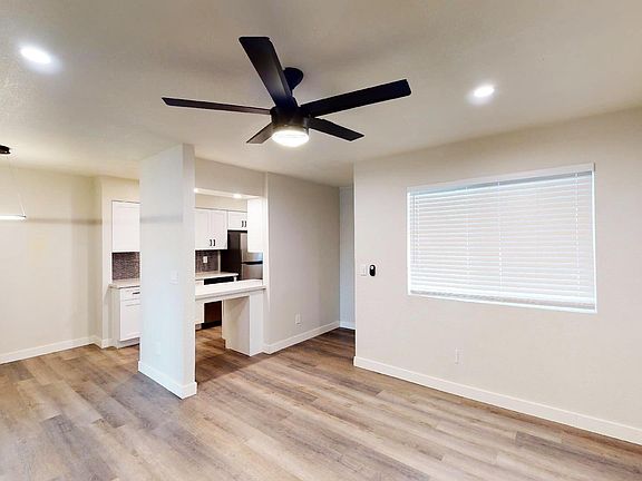 5th image of 1621 W Denton Ln APT 110
