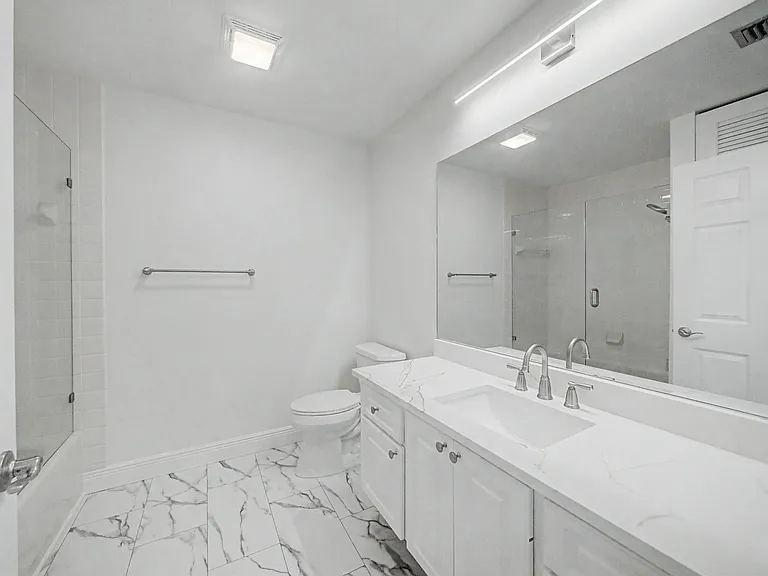 303 Leeward Dr — Photo 19