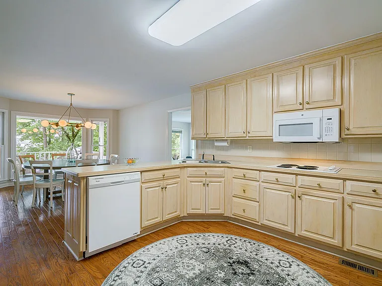 431 E River Bend Dr — Photo 14