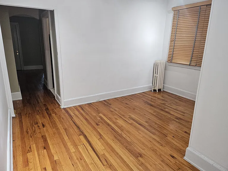 891 Beaconsfield Ave #1 — Photo 10