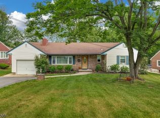 506 Oak Ridge Rd, Clark, NJ 07066