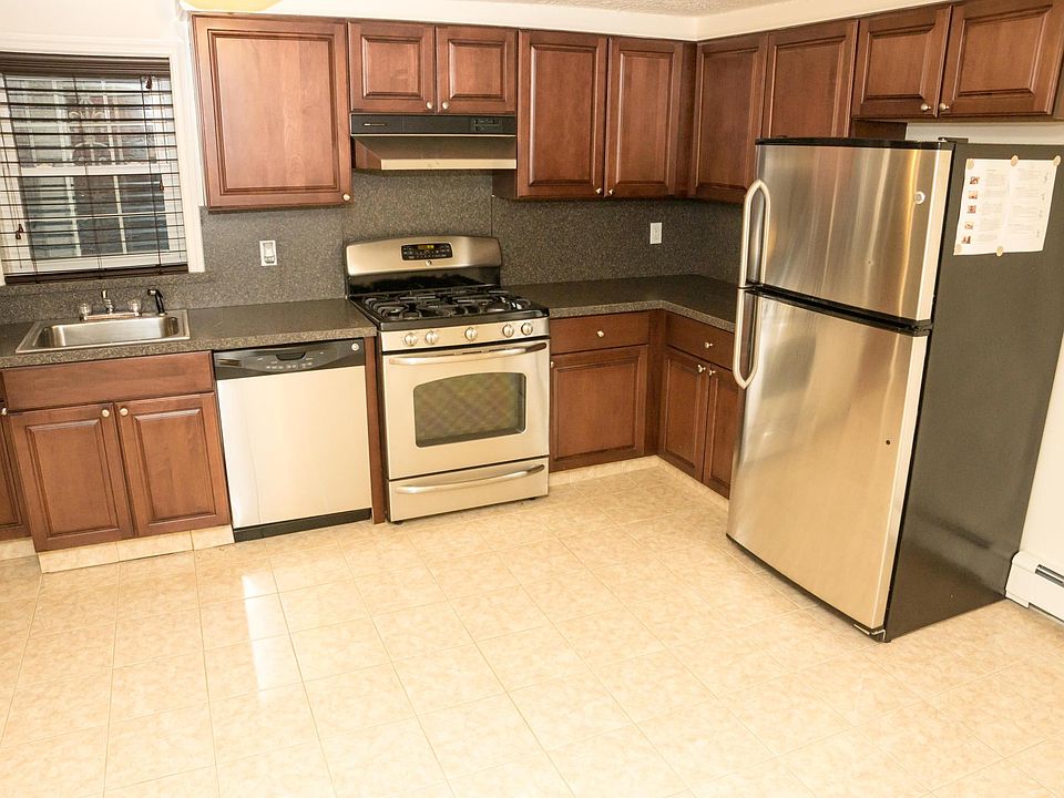 1st image of 1-1510 Kennellworth Pl #1