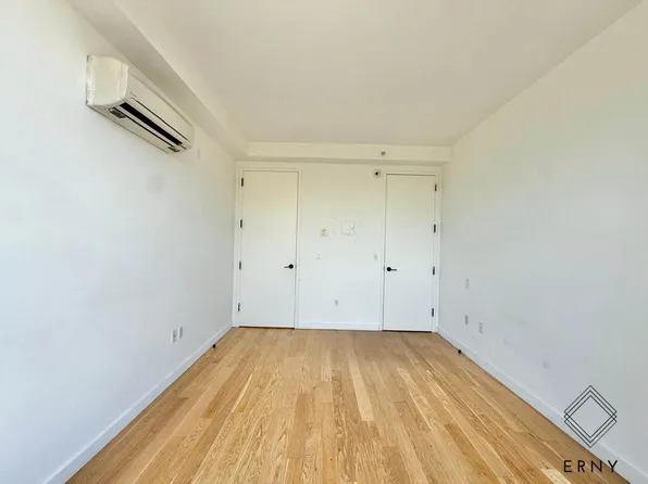 1326 Ocean Avenue image 8 of 23