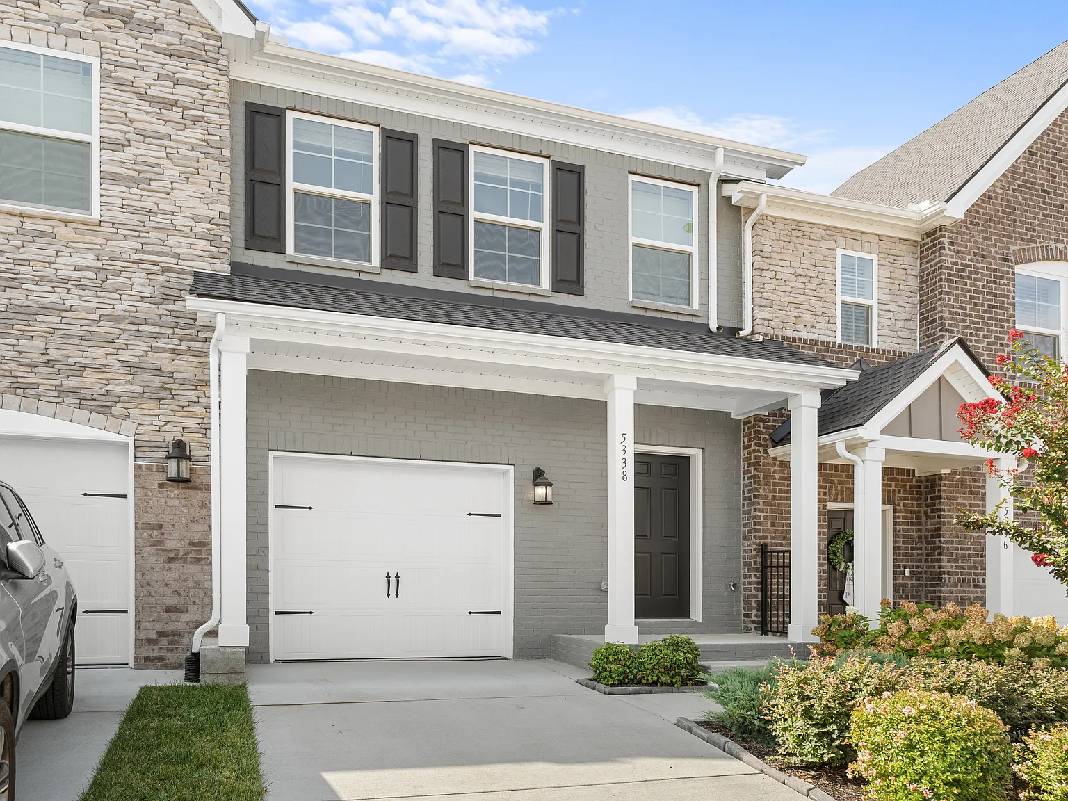 3 bed, 2.5 bath, 1463 sqft, $2,500 — Photo 1