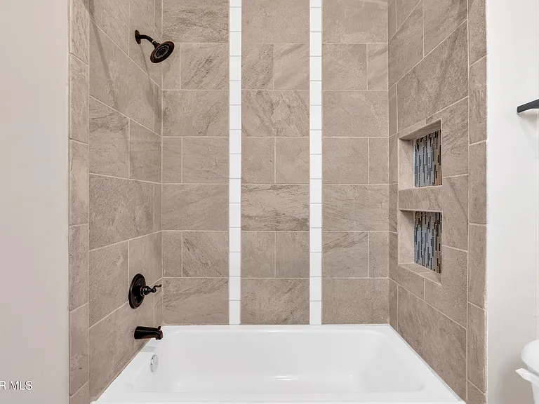 461 Vin Benicarlo Pl — Photo 32