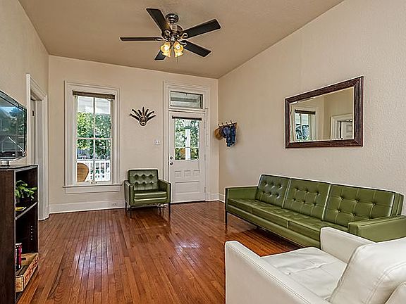 4th image of 151 W Archer Pl