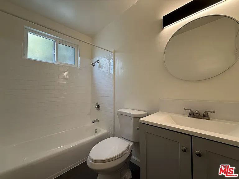 1428 11th St #10 — Photo 35