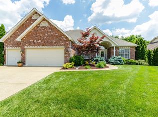 305 Highland Meadows Ct, Wentzville, MO 63385