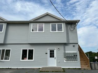 272 Auburn Dr, Halifax, NS B2W6E9