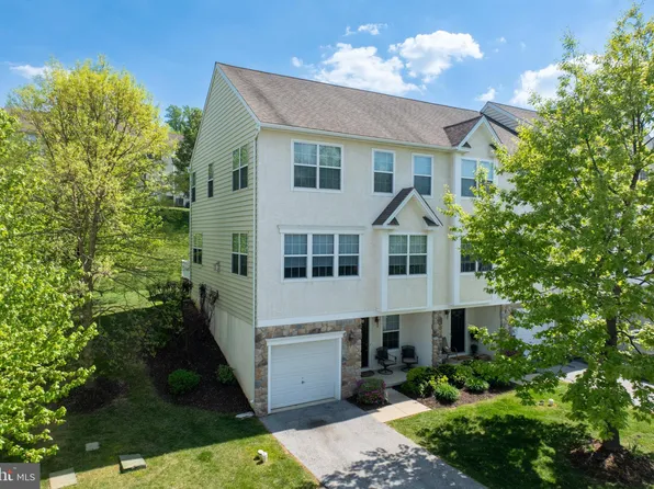 2766 Fynamore Ln, Downingtown, PA 19335