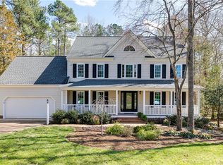 6405 Walnut Bend Dr, Midlothian, VA 23112