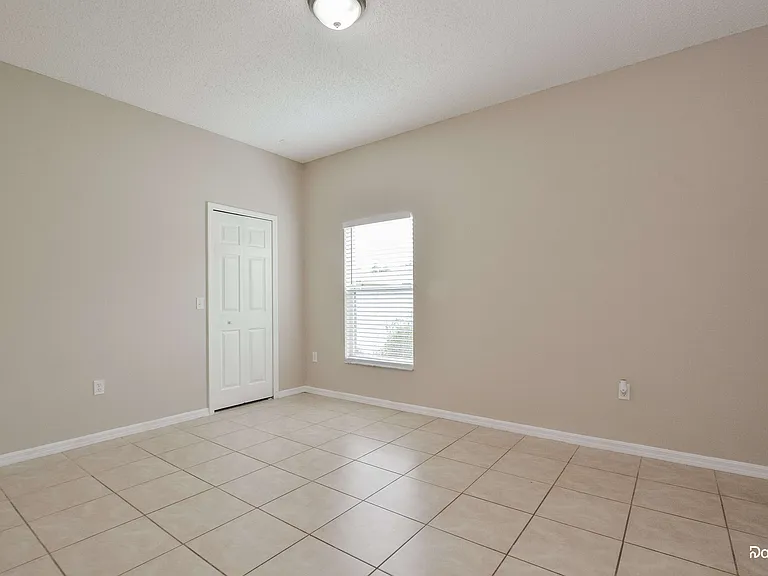 139 Brixham Ct — Photo 13