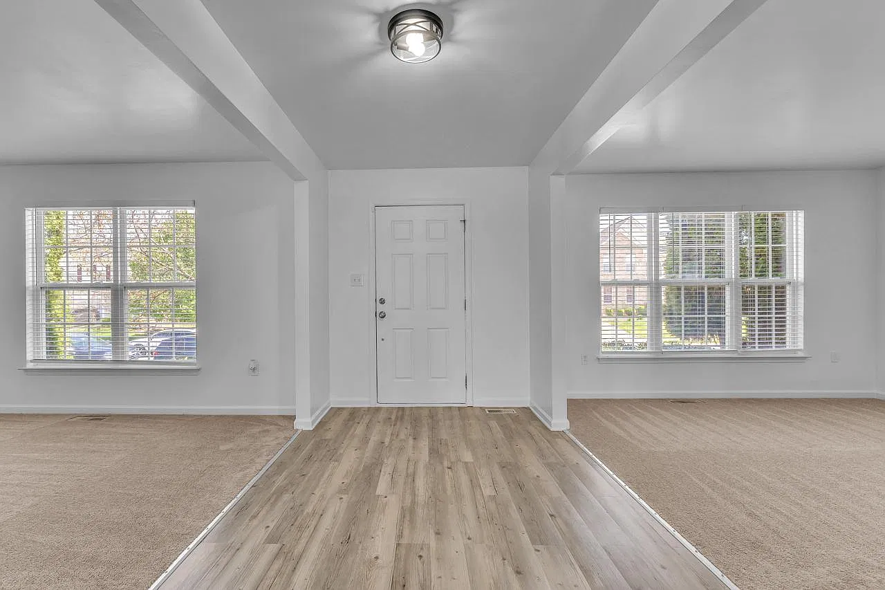4 bed, 2.5 bath, 3164 sqft, $3,100 — Photo 3