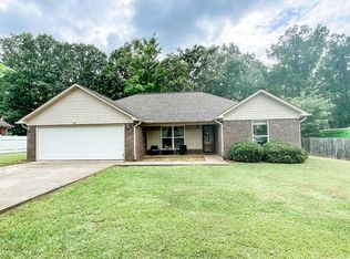 347 Meadowlark Dr, Pontotoc, MS 38863