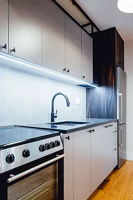 Rented by Nooklyn NYC LLC | media 87