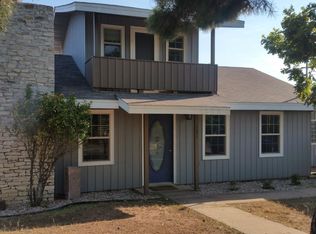 121 W Stonecastle Dr, Marble Falls, TX 78654